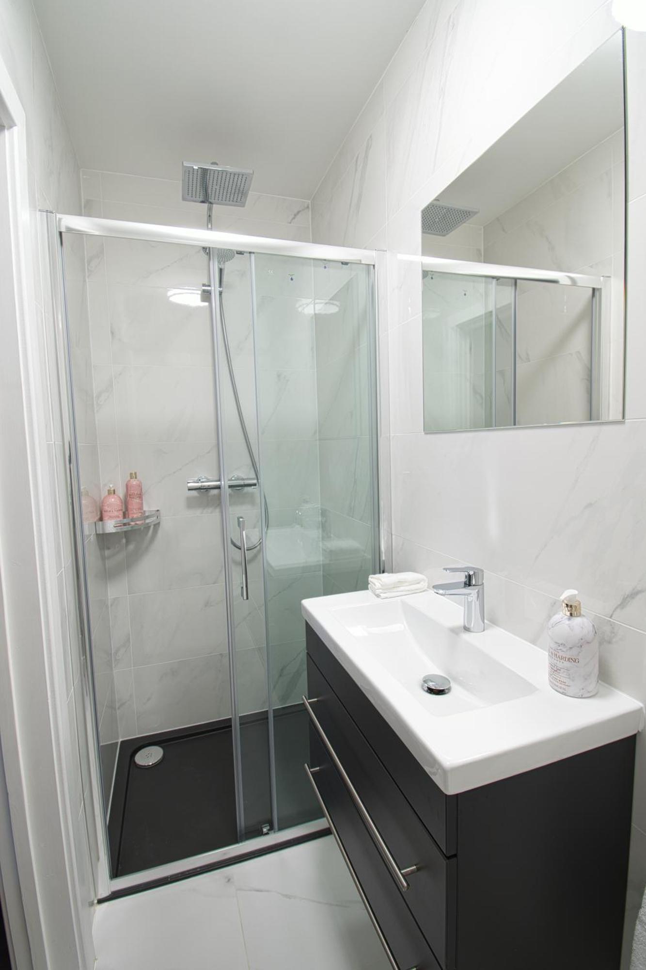 Apartament Obra Flats *
